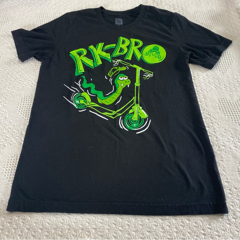RK-BRO WWE Graphic Tee (M)